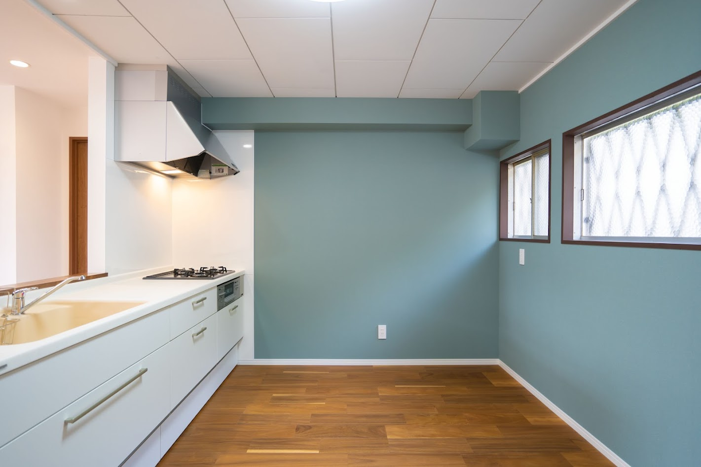 藤枝市　藤岡４丁目　中古住宅　３LDKのキッチン