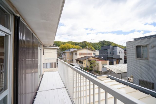 藤枝市　藤岡４丁目　中古住宅　３LDKのバルコニー