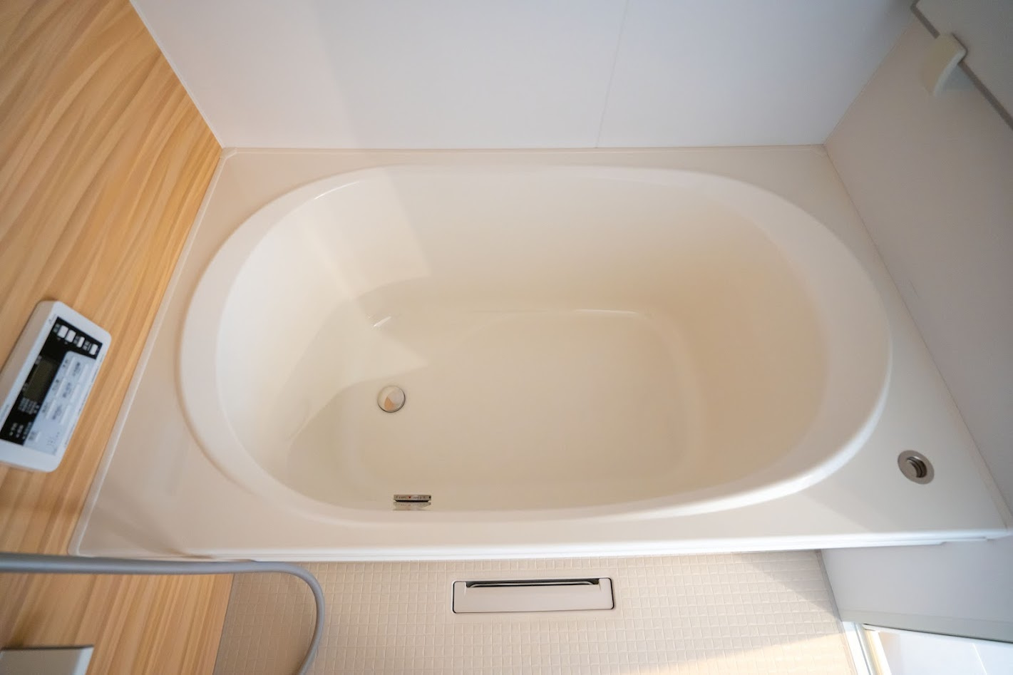 藤枝市　藤岡４丁目　中古住宅　３LDKの浴室