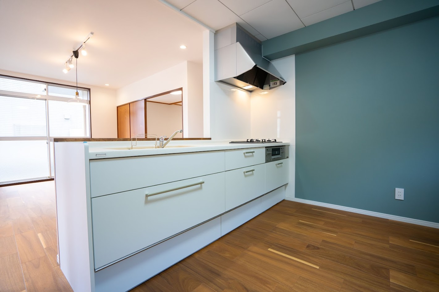 藤枝市　藤岡４丁目　中古住宅　３LDKのキッチン