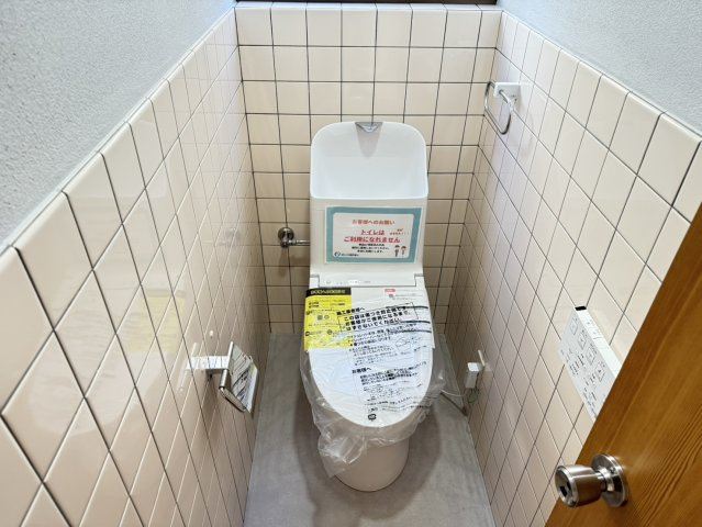 焼津市　坂本　中古住宅　5SLDKのトイレ