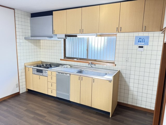 焼津市　坂本　中古住宅　5SLDKのキッチン