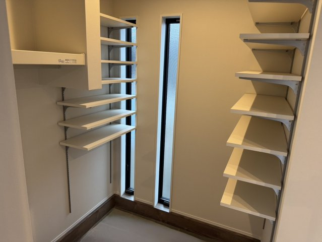 藤枝市　瀬戸新屋　新築住宅　5LDKの収納