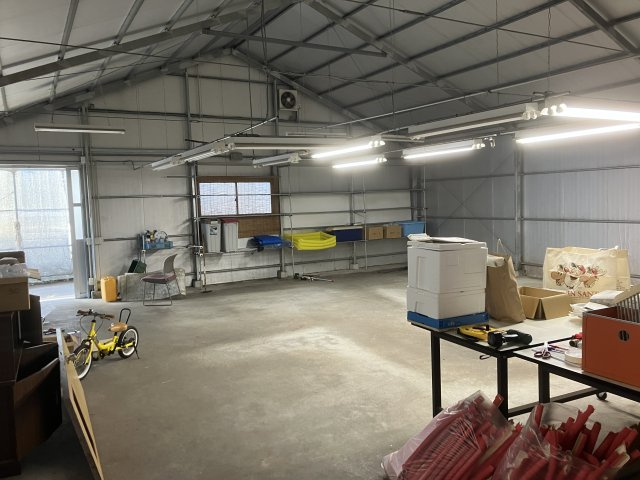 焼津市大島　売倉庫(旧キノコ栽培工場)　１５０号線近く　の内装