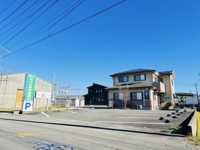 藤枝市　青南町５丁目　治療所付中古住宅の前面道路含む現地写真