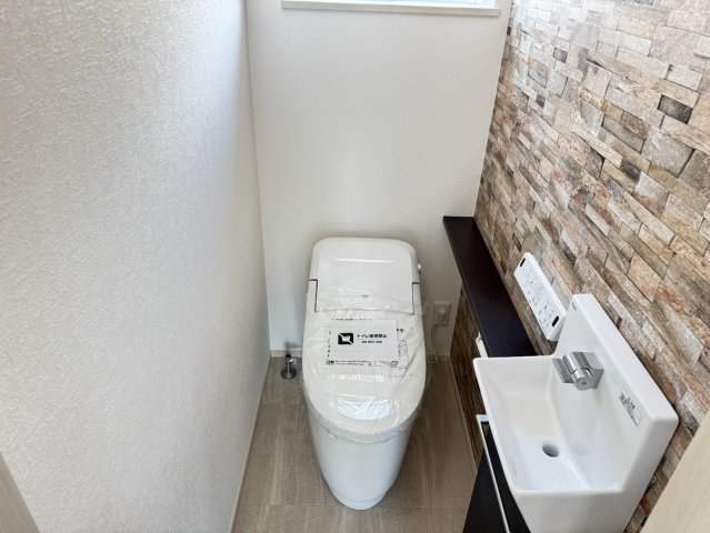 藤枝市　高柳１丁目４期　新築住宅　①号棟のトイレ