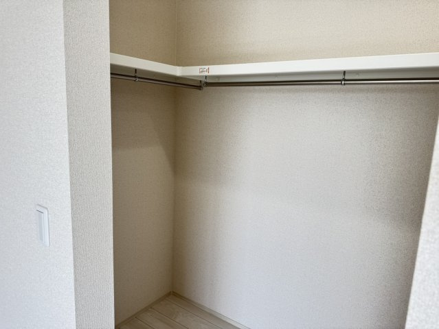 藤枝市　高柳１丁目４期　新築住宅　①号棟の収納