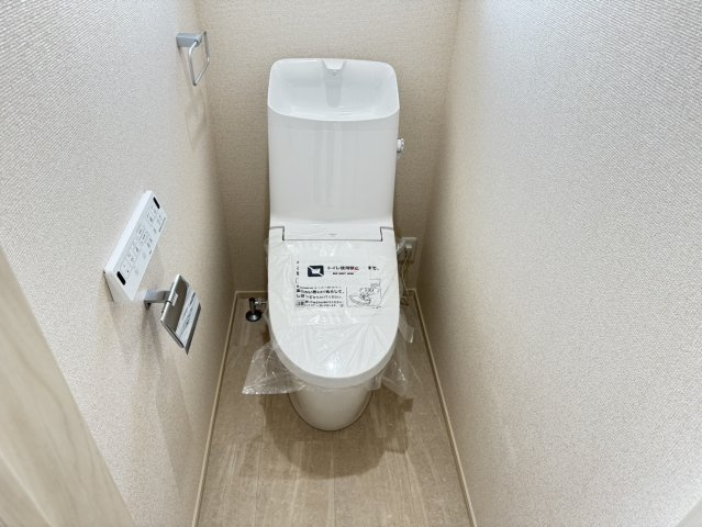 藤枝市　高柳１丁目４期　新築住宅　①号棟のトイレ