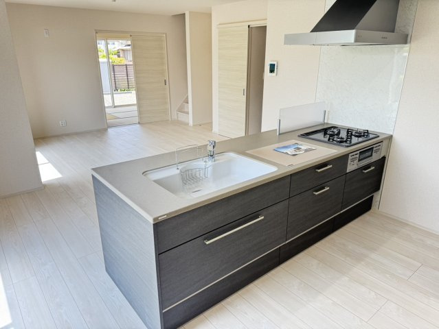 藤枝市　高柳１丁目４期　新築住宅　①号棟のキッチン