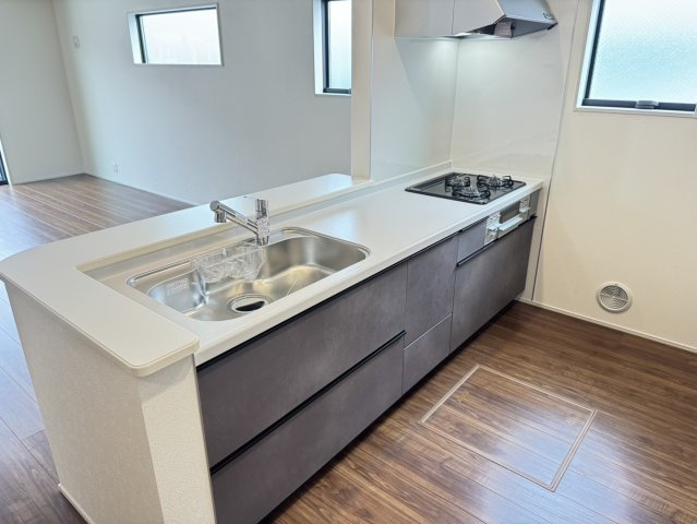 藤枝市　南新屋　新築住宅　①号棟のキッチン