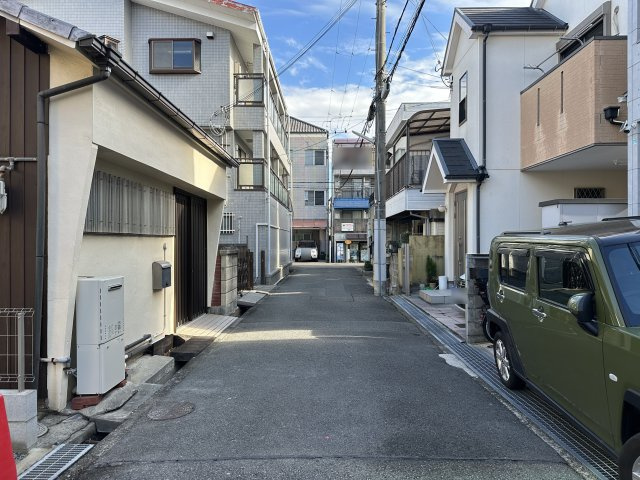 神戸市垂水区星陵台1丁目新築戸建の前面道路含む現地写真