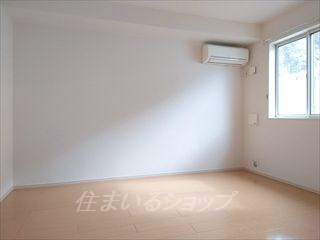 安芸高田市甲田町高田原のアパートの寝室
