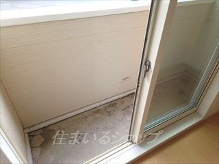 安芸高田市甲田町高田原のアパートのバルコニー