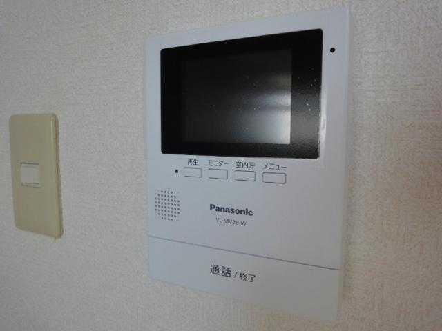 メゾン・ド・ファミーユの内装|カメラ付インターホン（イメージ）