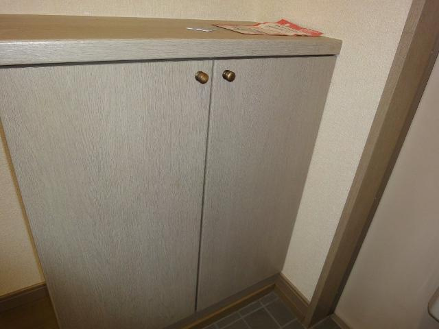 メゾン・ド・ファミーユの収納|下駄箱（イメージ）