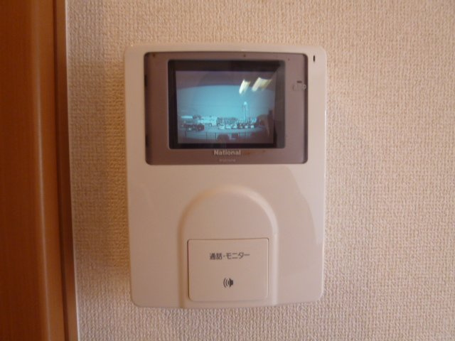 加古川市野口町古大内のアパートの内装|カメラ付インターホン