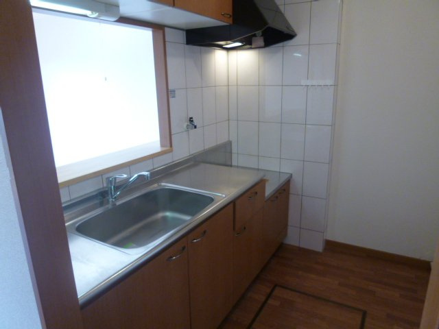 加古川市野口町古大内のアパートのキッチン|キッチン