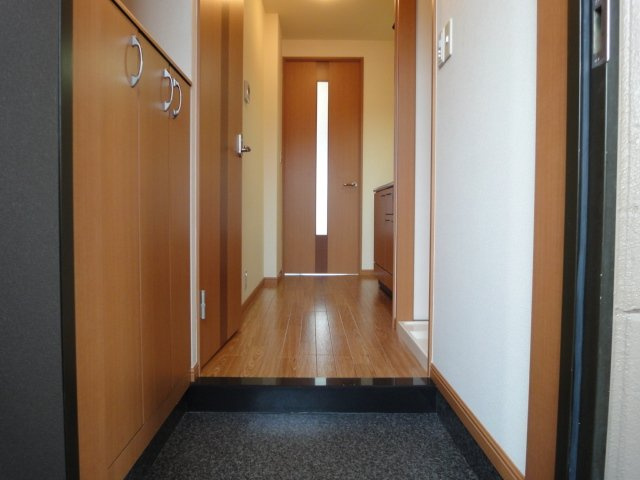 Ｓａｎｔａ　ＰｌａｃｅⅡの玄関|玄関