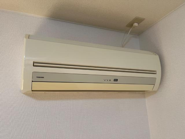 メゾン　ドゥ　シェリーの設備|エアコン