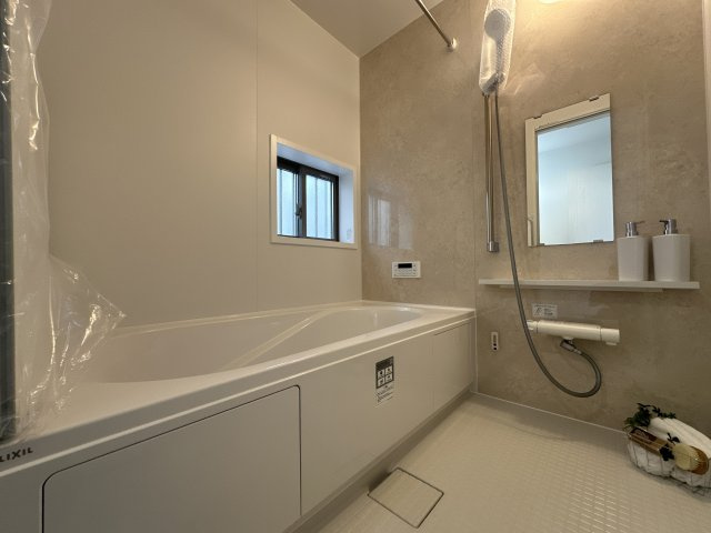 神戸市垂水区桃山台３丁目新築戸建２号棟の浴室