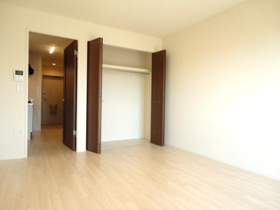 【内装】 | リバーサイドヒルズ | 洋室