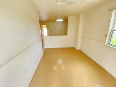 【居間・リビング】 | ブライト・ヴィラⅡ