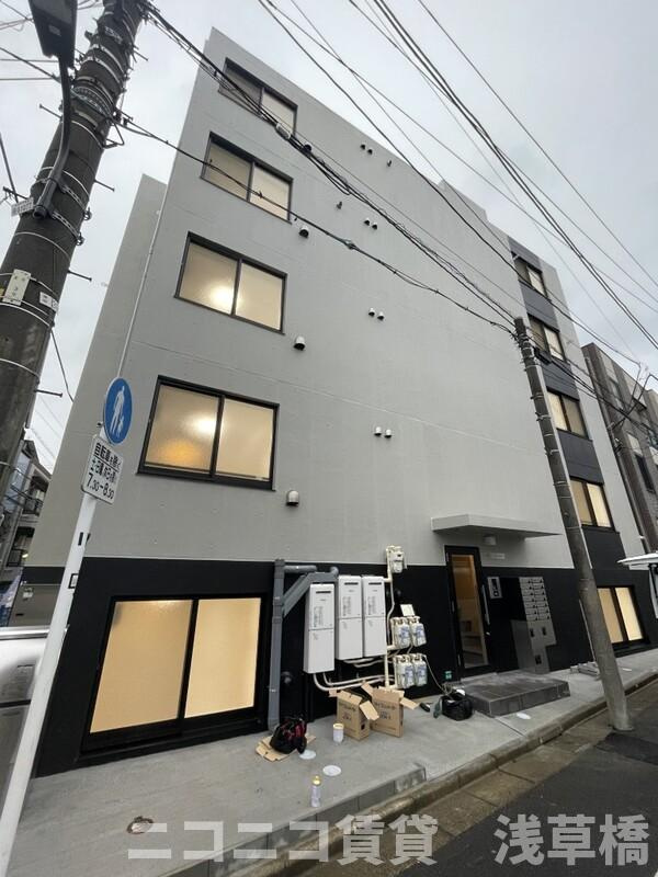 BIBLIO SUGAMOの外観