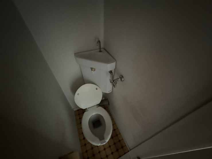 恵比寿セントラルのトイレ