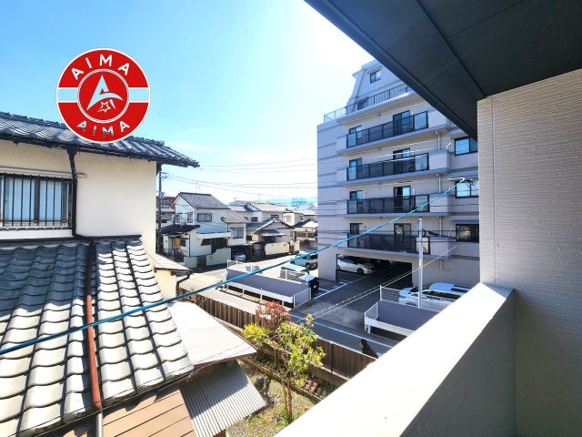 那珂川市今光8丁目第3-2棟（2号棟）の展望|窓から緑が見える物件も魅力的です。