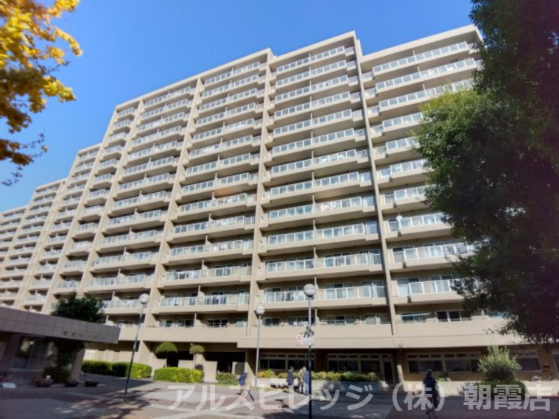 シーアイハイツ和光E棟の外観