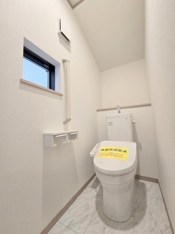 青梅市新町１丁目　全４棟のトイレ