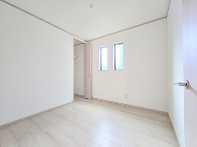 青梅市新町１丁目　全４棟の洋室