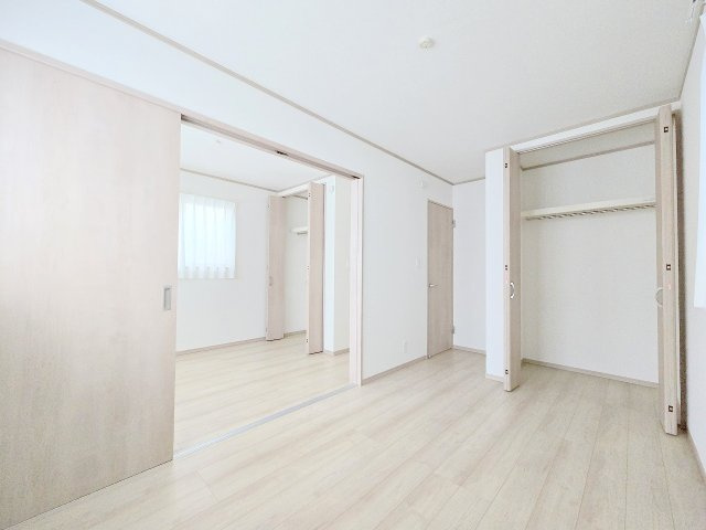 青梅市新町１丁目　全４棟の洋室