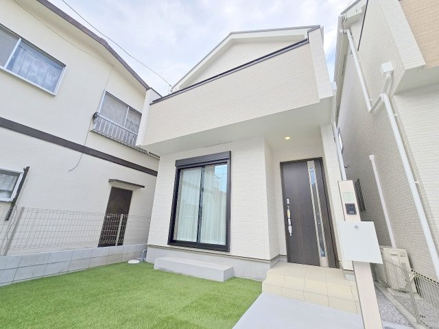 青梅市新町１丁目　全４棟の外観