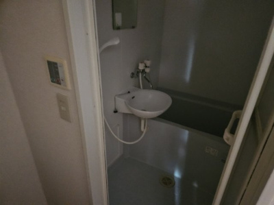 【浴室】 | レオパレスエスポワール佐古 | 備品や設備仕様は号室により異なります。現地をご確認下さい。
