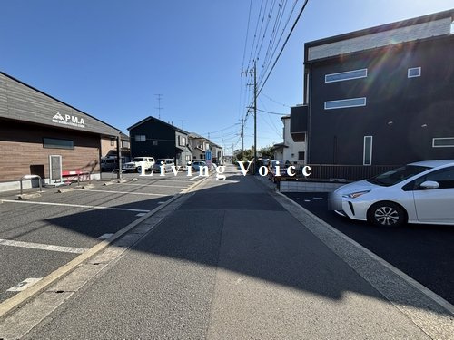 【前面道路含む現地写真】 | 【仲介手数料０円】愛甲郡愛川町中津第134　新築一戸建て　1号棟　全5棟 | 愛甲郡愛川町中津第134　新築一戸建て　全5棟