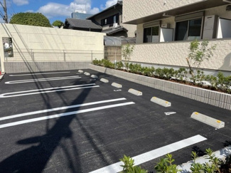 【駐車場】 | メゾンブリエ | 駐車場完備です
