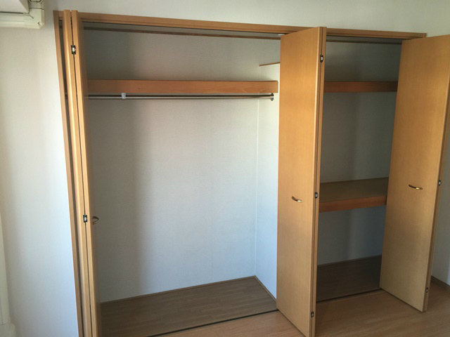 岸和田市土生町の賃貸マンションの収納|大きなスペースがあり、収納には困りません