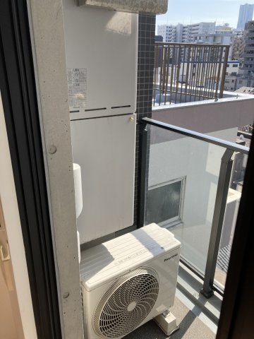 ＺＯＯＭ横濱ＥＡＳＴのバルコニー