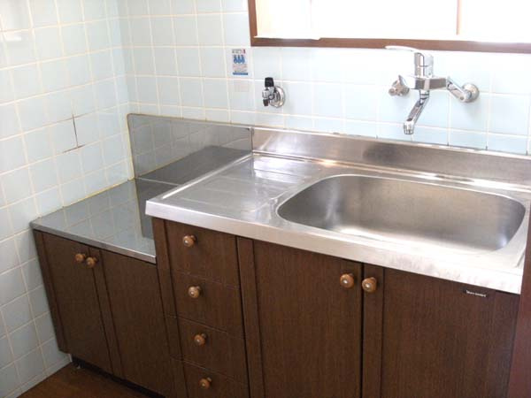 ガーデンハウスC棟のキッチン|お料理しやすいキッチンです