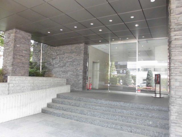 it’s東京フォーサイトスクエアのエントランス