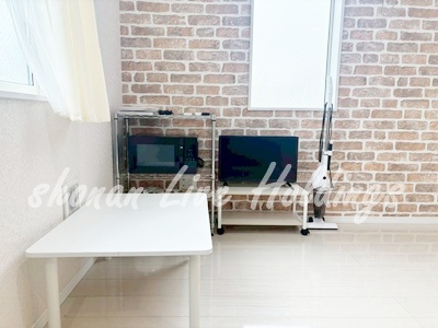 ユナイト汐入ページ・ワンのその他|新品家具家電付き♪家電(洗濯機・ミニ冷蔵庫・電子レンジ・電気ケトル・TV・炊飯器・掃除機・証明)家具(TV台・テーブル・カーテン・シルバーラック・布団セット)