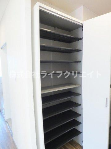 【玄関】 | リビエール南平F棟