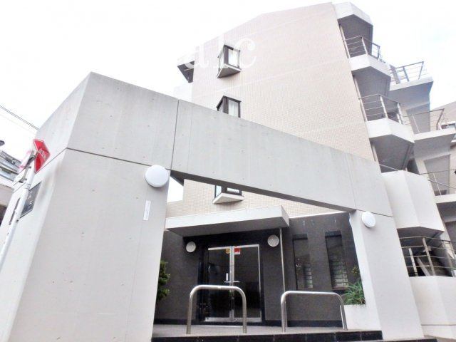 ハイネスプラザ新宿5の外観