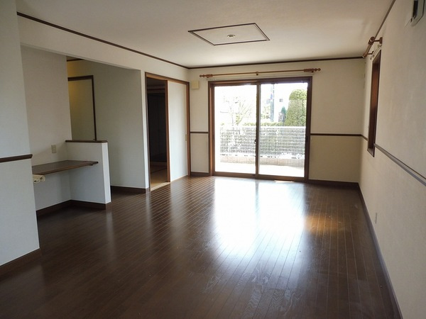 ディアコート戸建【キャッシュバック対象物件】の居間・リビング