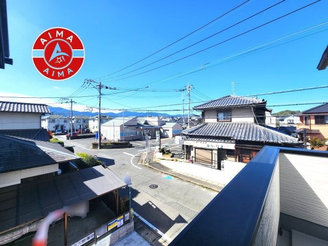 糸島市前原南2丁目第1-1棟(1号棟)　の展望|窓から緑が見える物件も魅力的です。