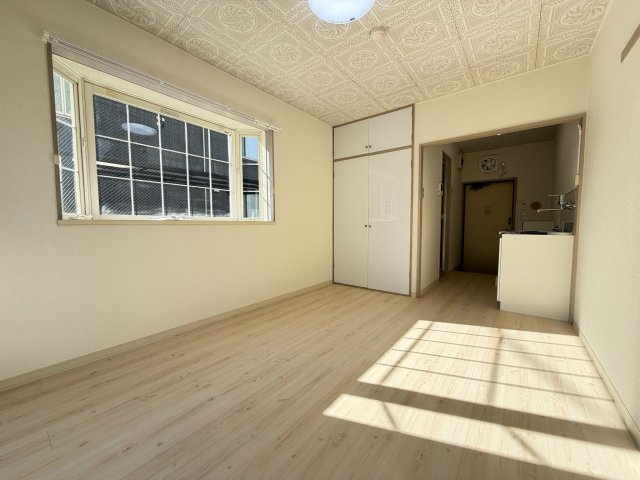 アレイ御幸の居間・リビング|使いやすい居間です