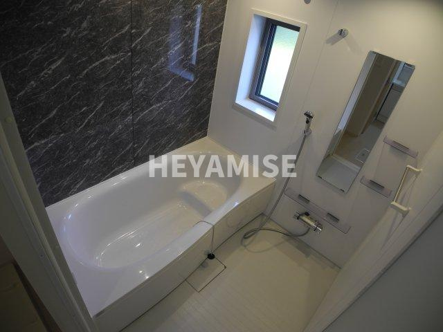 ルミエール　エヴァンの浴室