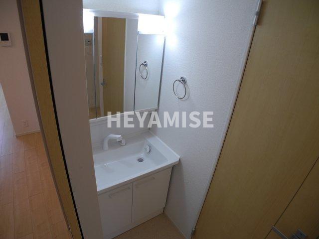 ルミエール　エヴァンの洗面所