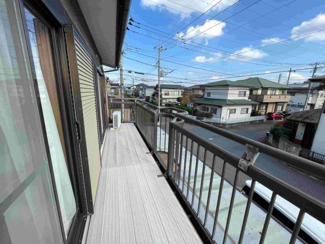 酒井根3丁目　中古のバルコニー